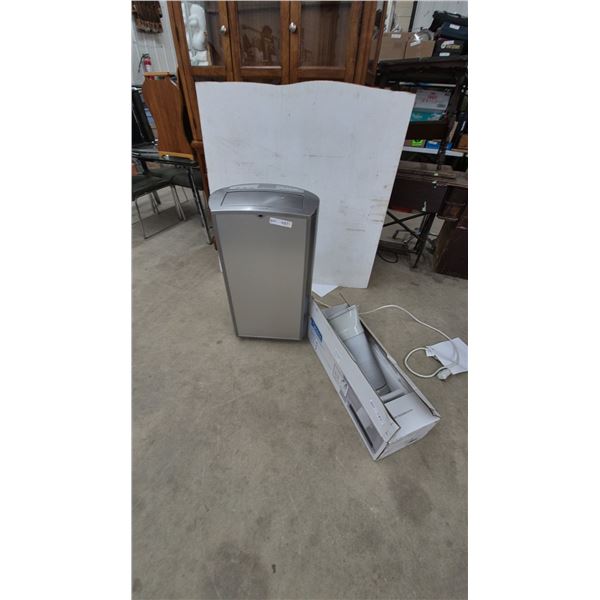Insignia Portable Air Conditioner and Exhaust Hose in Box. 14000 btu