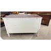 Image 5 : 1900s Antique Quebec Pine Box, 24 × 22 × 39”