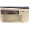 Image 6 : Danby D55X Compact Refrigerator, No interior Shelves