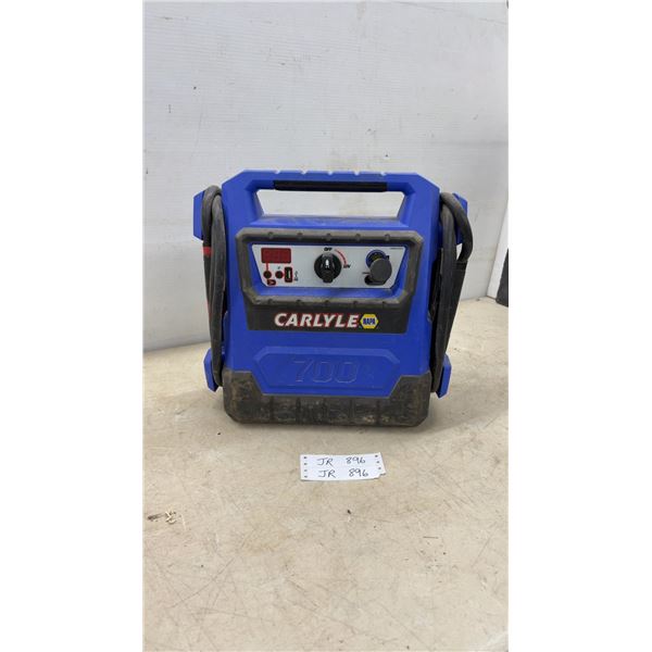 Carlyle by NAPA CJP700 12V Portable Jump Starter with Digital Display and 2.1A USB Output