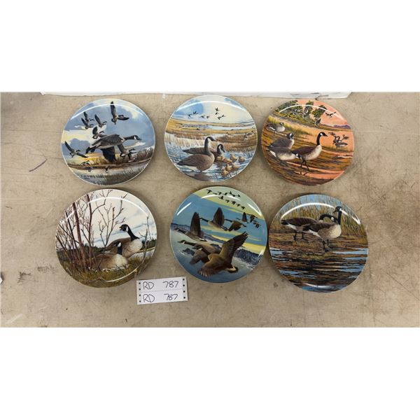 Set of 6 Don Pentz Canada Goose Family Collector Plates by W.S. George, Early 1990s
