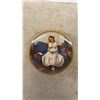 Image 7 : 7 Norman Rockwell Women Collectable Plates
