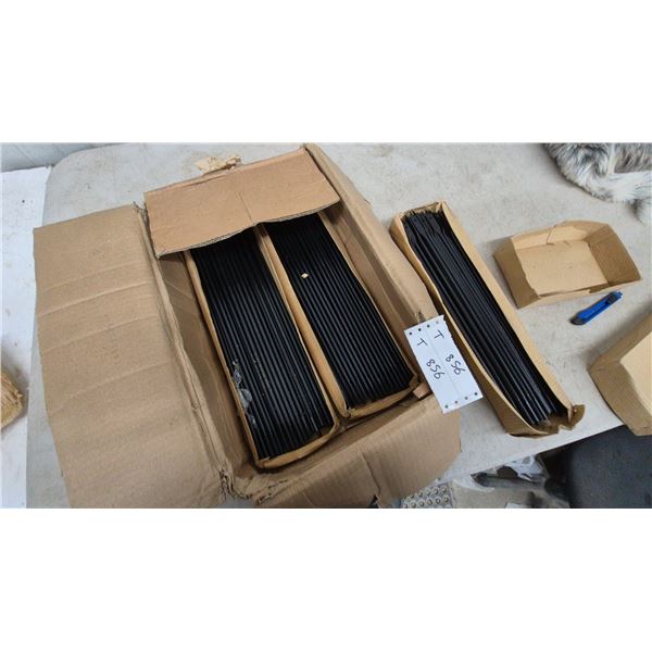 Black 1/2” × 16” Spade Drill Bits