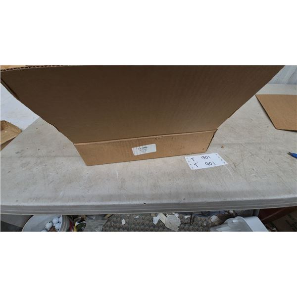 U.R. Canada Part #8638935 12-38T FAS Saw Blade and Cardboard Box. 15x