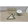 Image 1 : Dinner Triangle Bell, Set of 8 Gold-Rimmed Stemmed Wine Glasses, Manual Salad Spinner