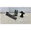 Image 7 : Wolf Original Inuit-Style Sculptures, Mother With Child and Dog Sled Team, Made in Canada