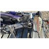 Image 5 : Pallet Lot: Trolling Motors, Golf Bag with Clubs