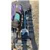 Image 8 : Pallet Lot: Trolling Motors, Golf Bag with Clubs