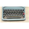 Image 2 : Olivetti Studio 44 Portable Typewriter with QWERTY Keyboard, by Underwood Limited