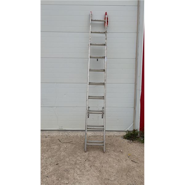 Werner D1113-20 Series 20' Aluminum Extension Ladder, 200 lb. Duty Rating