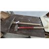 Image 1 : Pickaxe and Sledgehammer