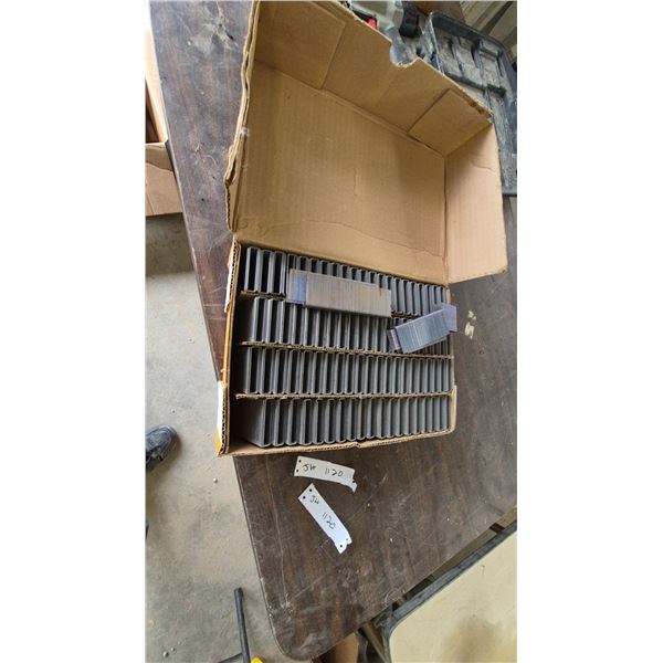 Bostitch BCS1516 15.5 Gauge Flooring Staples, 2” Leg Length, 1/2” Crown, and Open Box of Staples