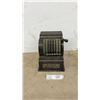 Image 1 : Vintage Adding Machine