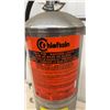 Image 2 : Chieftain HW16P-2 Fire Extinguisher, Hose, and Pressure Gauge, VS02 01/02
