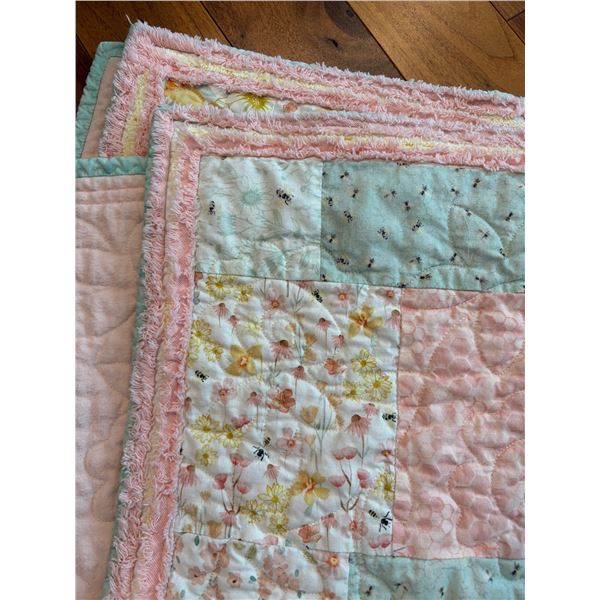 Bees Knees (with chenille borders)