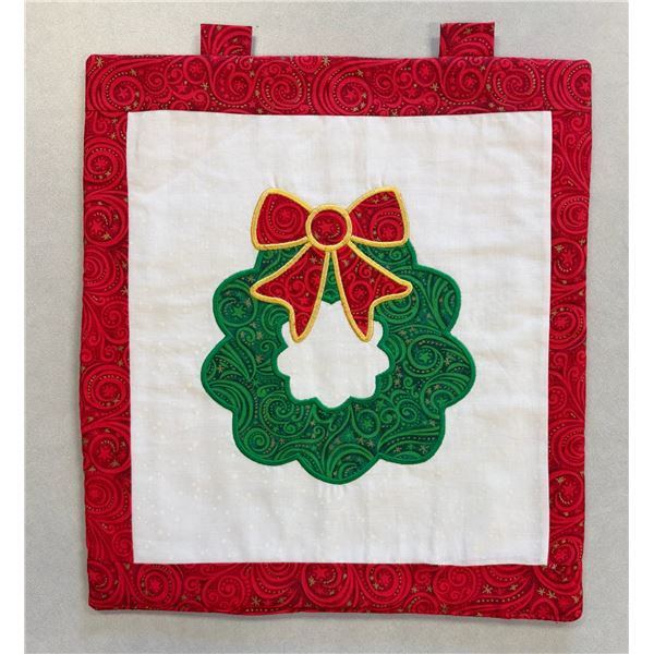 Christmas Wreath Applique