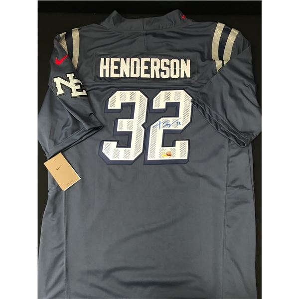 TREVEYON HENDERSON SIGNED NEW ENGLAND PATRIOTS CUSTOM JERSEY - ELITE COA