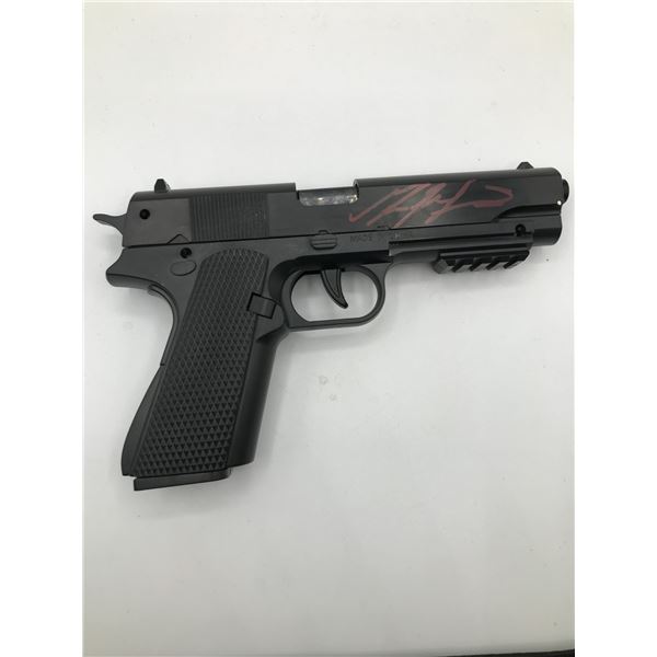MEL GIBSON AND DANNY GLOVER SIGNED LEATHAL WEAPON PROP GUN (WWOC COA)