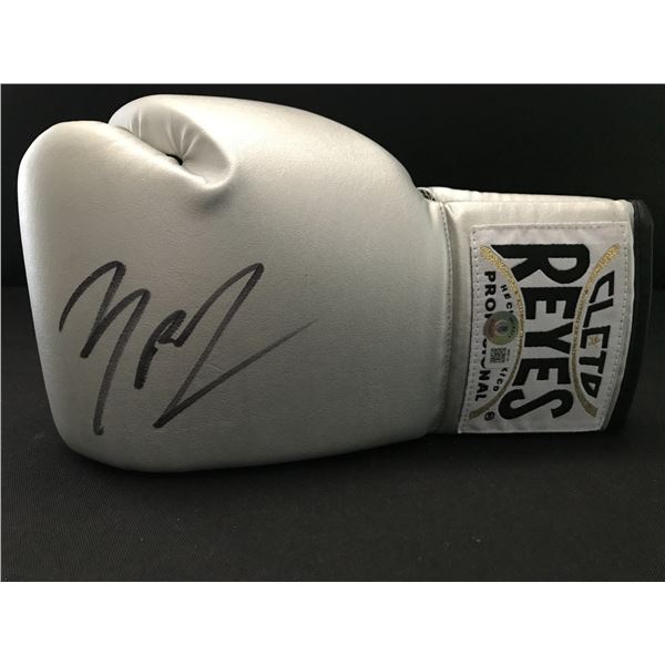 NICHAEL B JORDAN SIGNED CREED BOXING GLOVE (BECKETT COA)