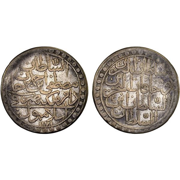TURKEY: Mustafa III, 1757-1774, AR 15 para (1/2 zolota) (6.48g), Islambul, AH1171 year 2, VF