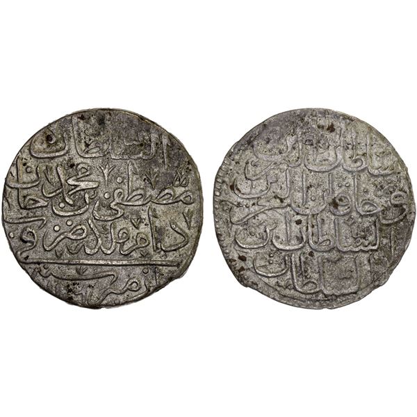 TURKEY: Mustafa II, 1695-1703, AR 1/2 kurush (20 para) (9.44g), Kostantiniye, AH1106, VF