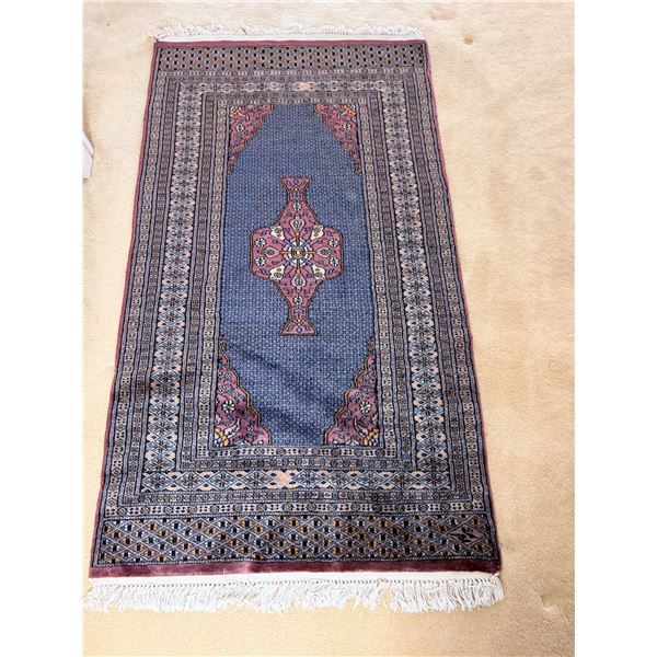Accent Rug with Tassels