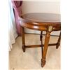 Image 4 : Gordon's Oval Side Table