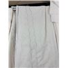 Image 3 : Assortment of White Linens