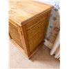 Image 3 : Wooden Wicker Storage Table