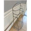 Image 3 : Linnen Rack