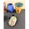 Image 2 : Vases and Decor