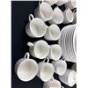 Image 4 : Majesticware-Oneida Dish Set