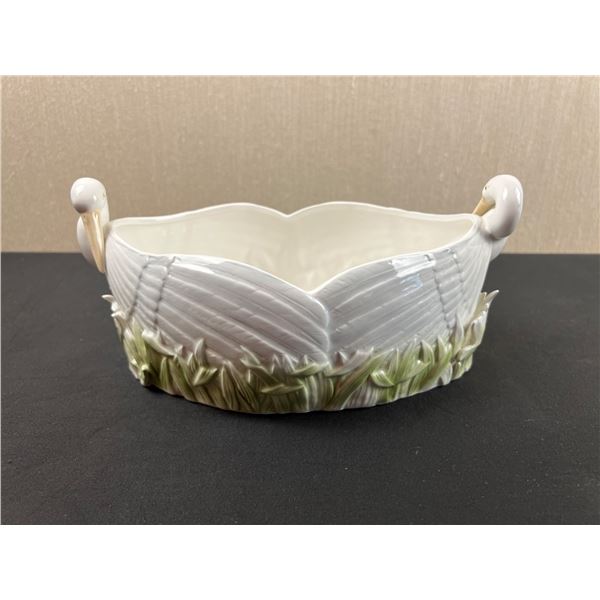 Elegant Swan Bowl