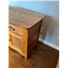 Image 4 : Vintage Washstand