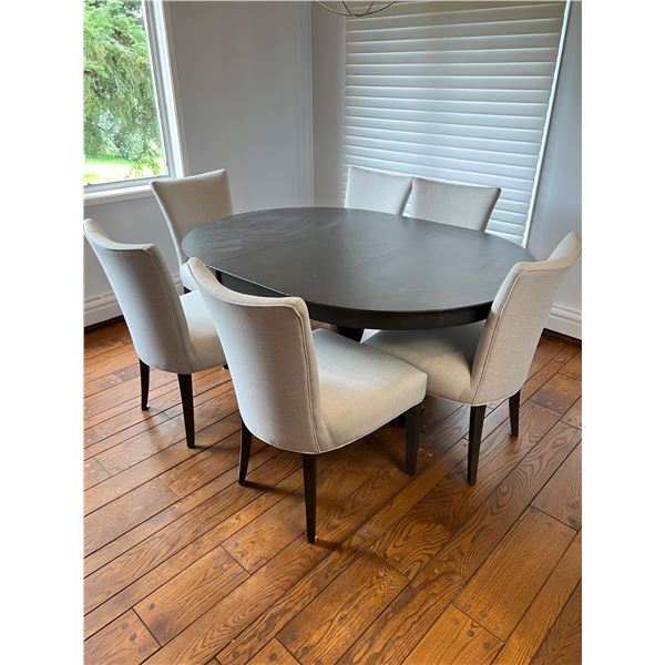 Dining Table & Chairs