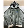 Image 5 : Rain Gear