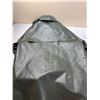 Image 7 : Rain Gear