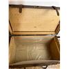 Image 4 : Vintage Trunk