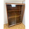 Image 1 : Display Cabinet