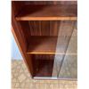 Image 3 : Display Cabinet