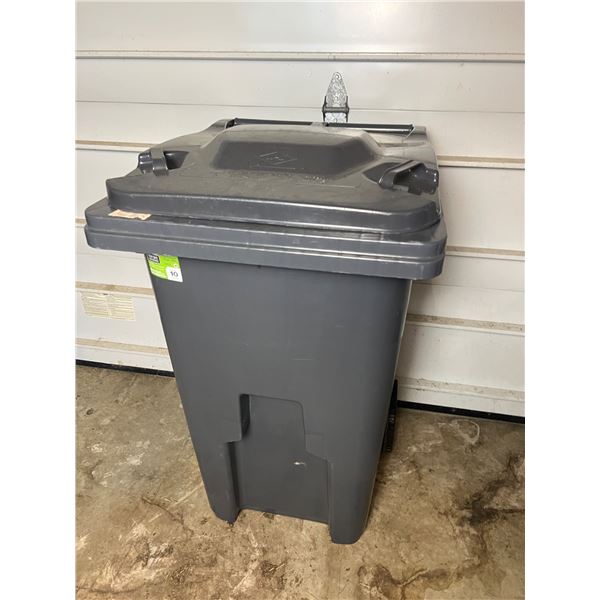 Heavy Duty 64 Gal Garbage Can