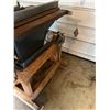Image 4 : Saw Table