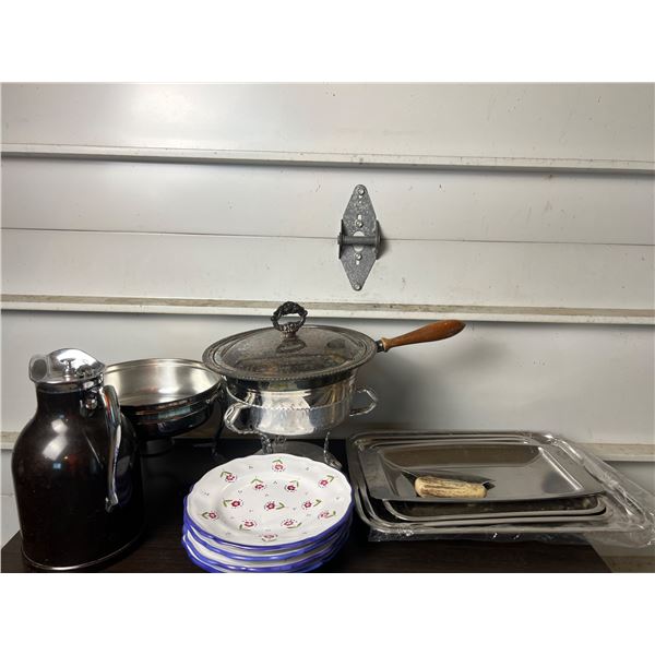 Kitchen Servingware