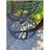 Image 4 : Hanging Egg Chair