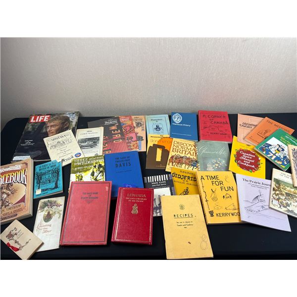 Vintage Books & Magazines