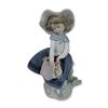 Image 1 : Lladro Pretty Pickings Figurine 5222