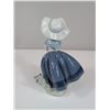 Image 2 : Lladro Pretty Pickings Figurine 5222
