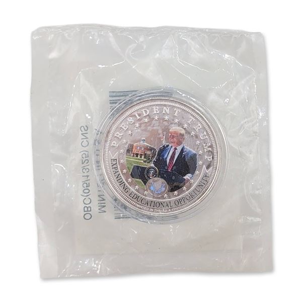 Donald Trump US Commemorative Silver Plated Colorized Coin