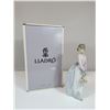 Image 4 : Lladro Basket of Love Porcelain Figurine 7622