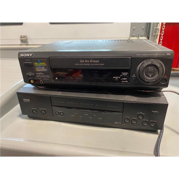 RECEIVER AND VHS PLAYER